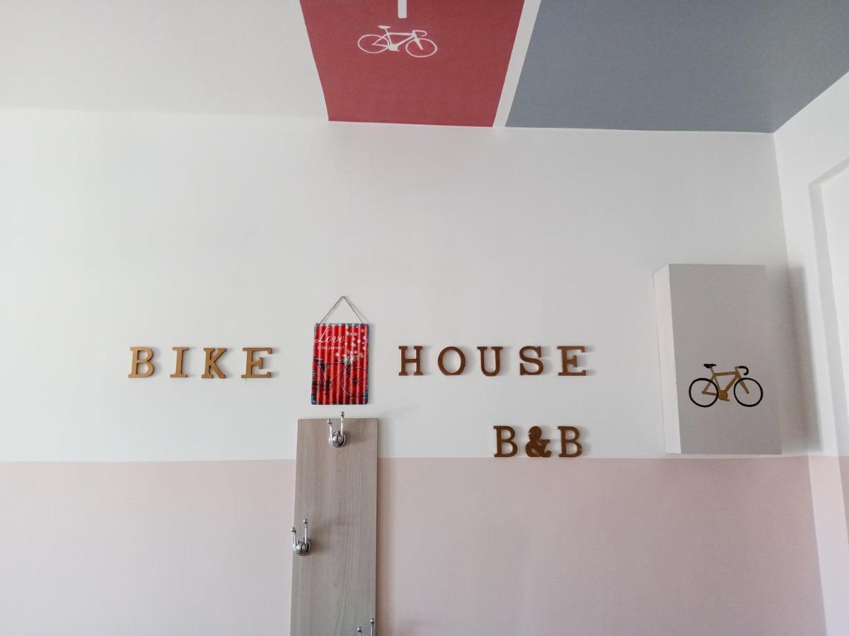 Bike House 3 "Gold" Seriate Exterior foto